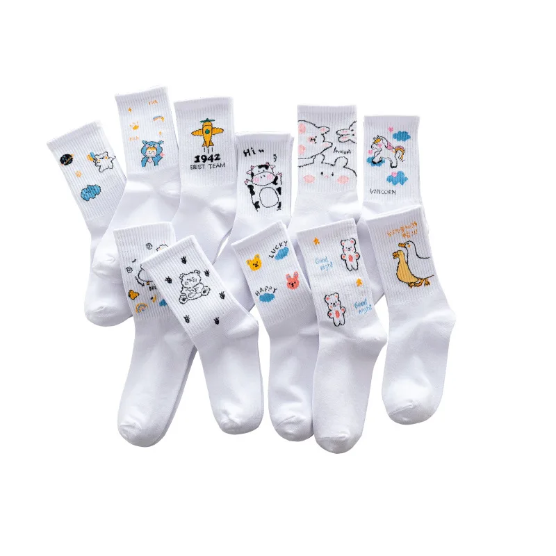 Женские хлопковые носки на весну и осень модные с мишками средней посадки белые