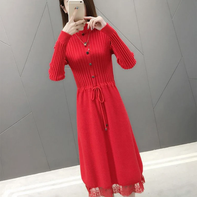 Платье-Свитер женское кружевное черное с длинным рукавом на шнуровке высокой