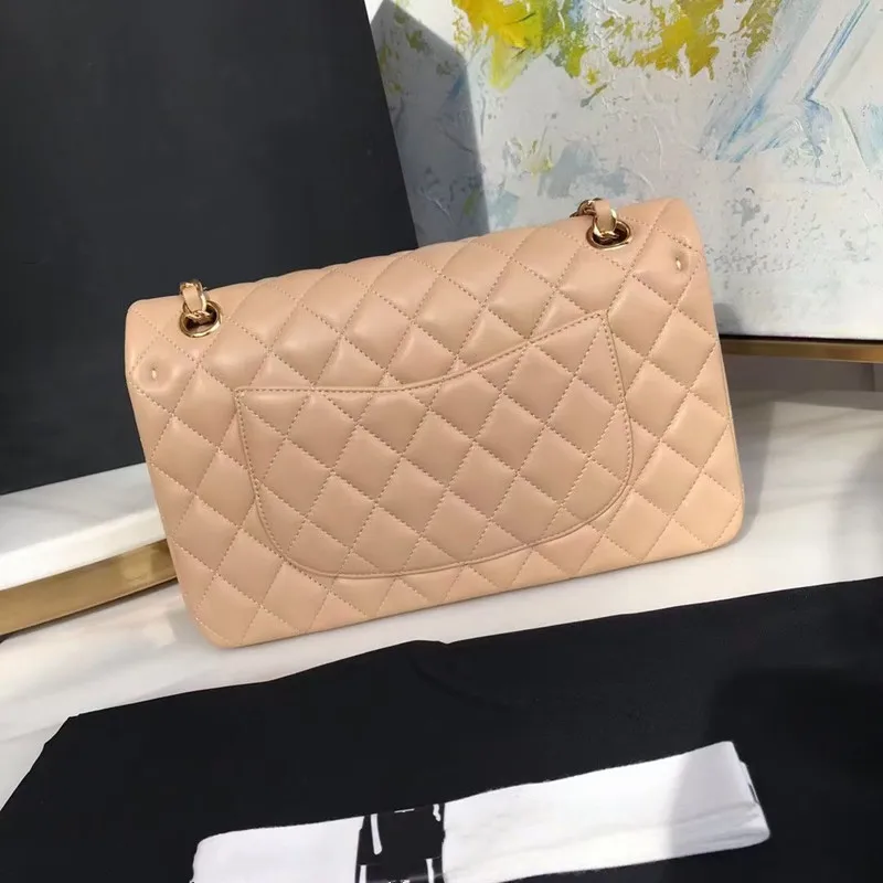 

2021 new Xiaoxiang C family cover bag sheepskin one shoulder cross carrying portable rhombic chain