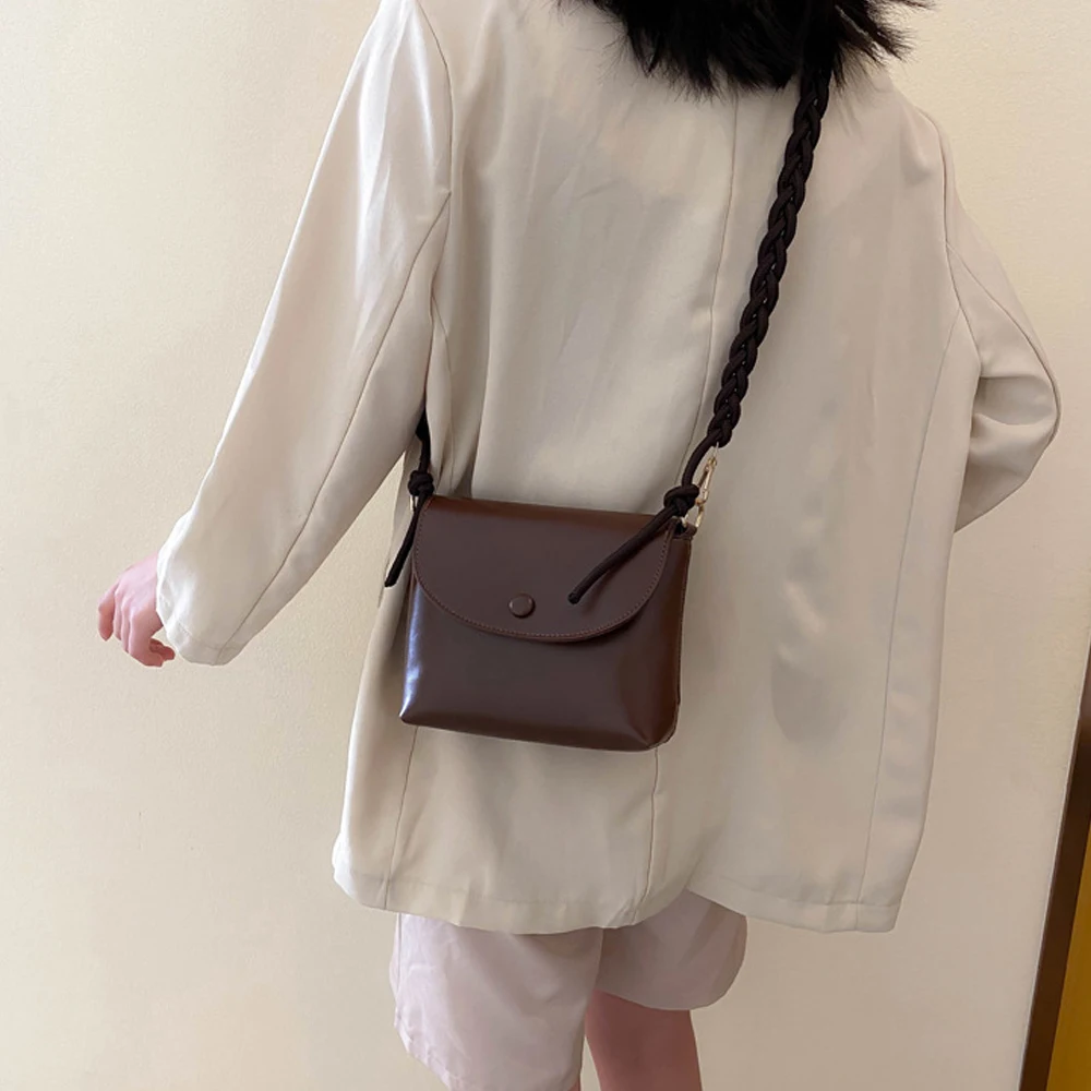 

Retro Woven Crossbody Bag for Women Simple 2020 Fashion Women Messenger Bag Vintage Shoulder Flap Summer Solid Color Lady Bolsos
