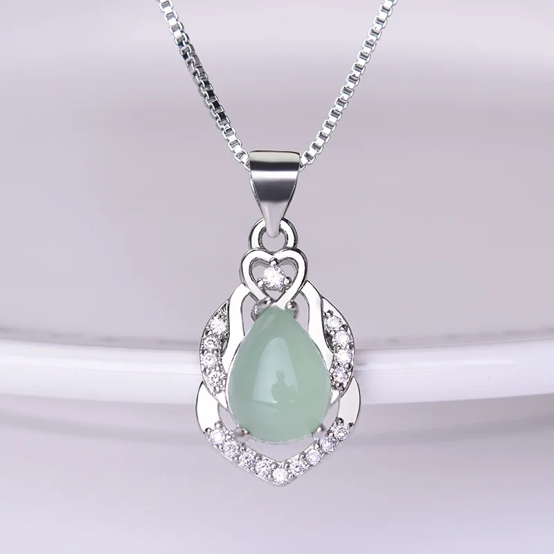 

Elegant Oval Blue Sapphire Rhine Topaz Pendant For Women 925 Sterling Silver Color Charms Necklace Fine Jewelry Wedding Gift