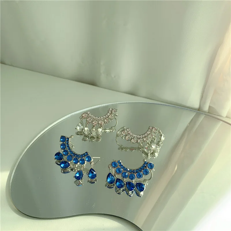 

European And American Fashion, Beautiful And Smart Gems, Drop Arc Earrings, Earrings, Fashion Temperament, No Pierced Ear Clips,