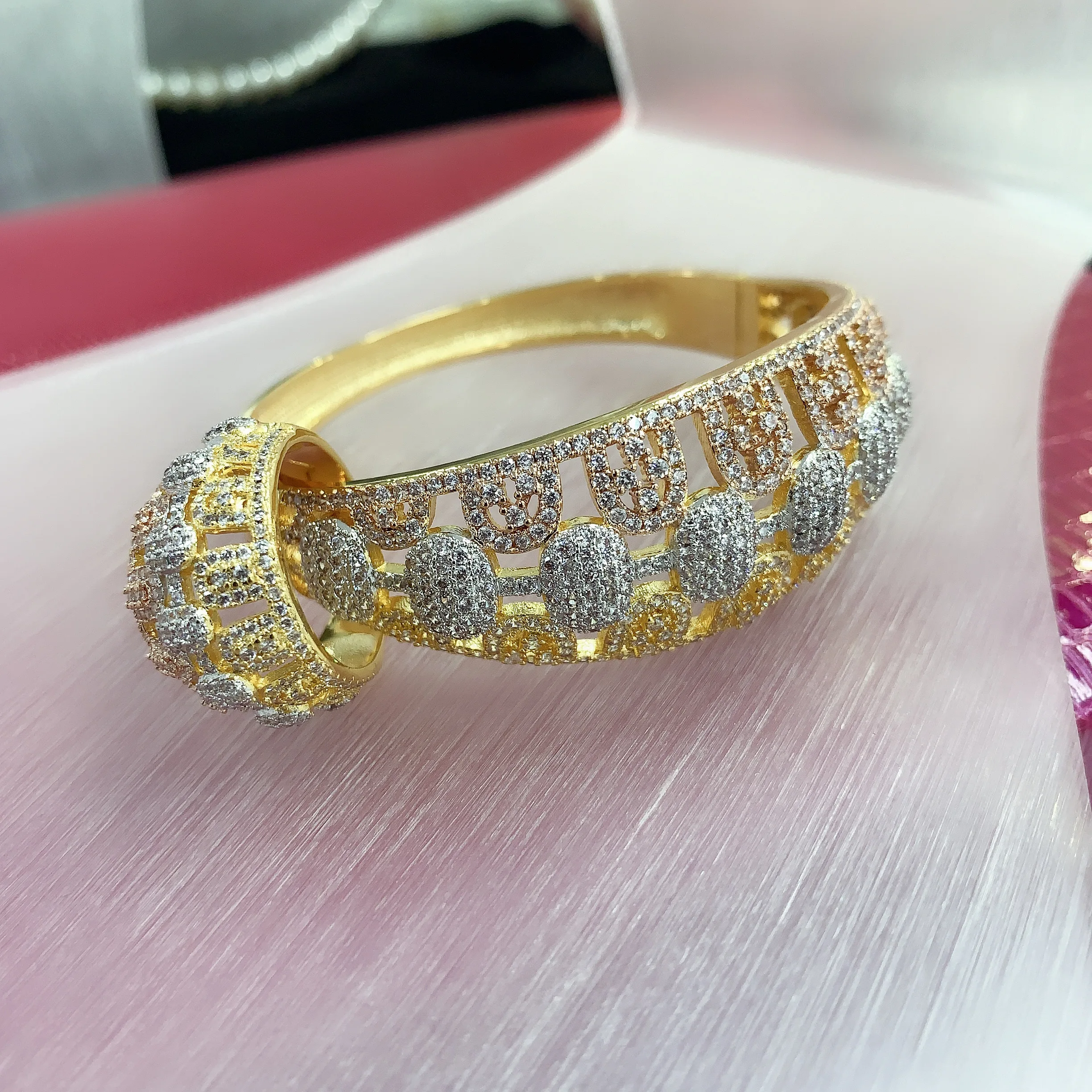 Роскошный модный классический трехцветный браслет с кольцом из меди и циркона