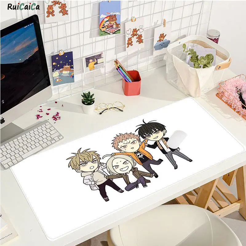 

19 days Vintage Cool gamer play mats Mousepad Size for large Edge Locking Gameing World of tanks CS GO Zelda