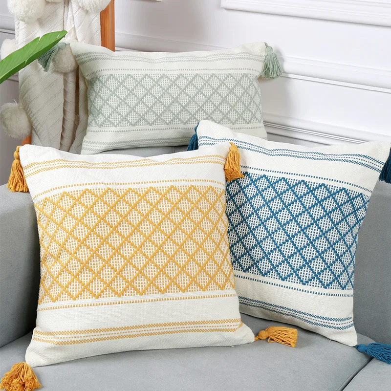 

Cotton and Linen Yarn-dyed Crochet Cushion Cover Pink and Yellow Plaid Embroidered Pillowcase Decorative Pillow Cover for Sofa
