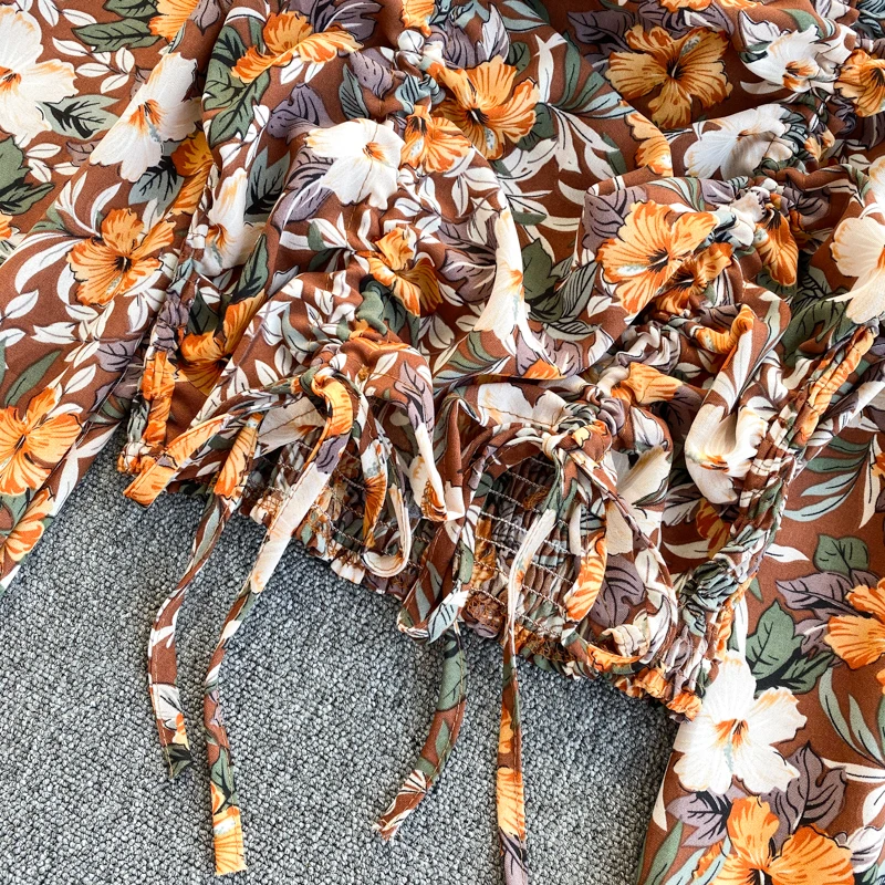 

Spring 2020 square collar retro chiffon blouse pleated long sleeve flower print tops short design slim shirts female