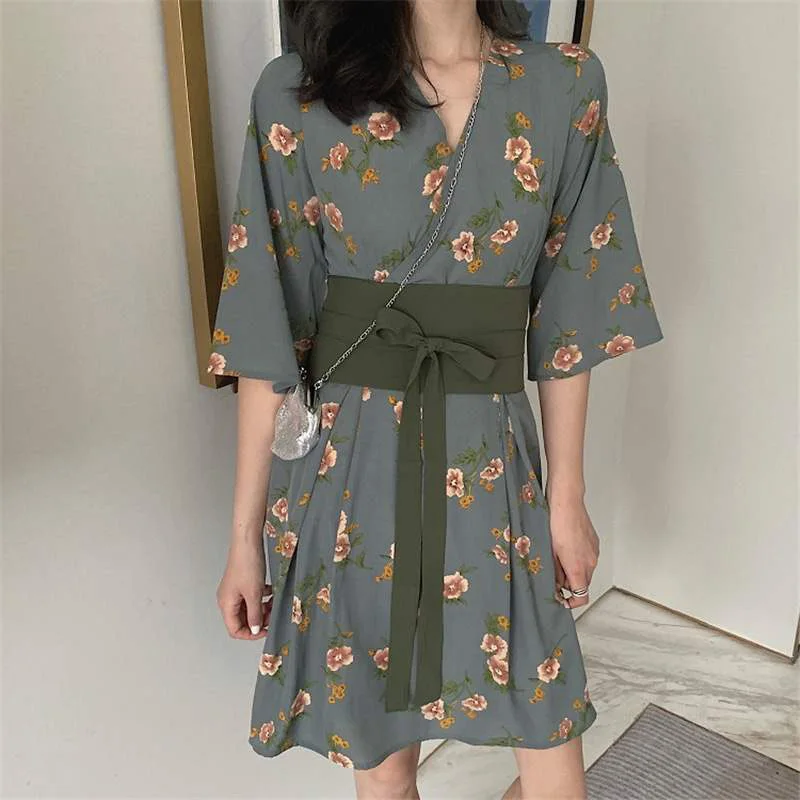 

2021 New Summer Dress Women's Waist Strap Buhan Dress Vintage Small High Waist Crushed Flowers Sheath Bow