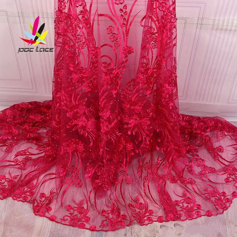 Красного цвета новинка модельные туфли в африканском стиле комплекте с