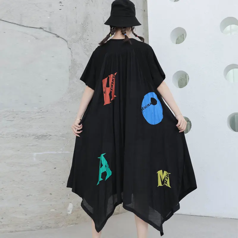 Женское длинное платье Max LuLu черное Повседневное в уличном стиле с принтом букв