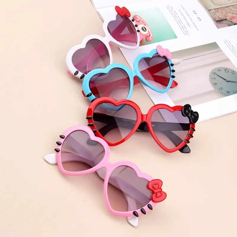 

Fashion Cute Children Heart Sunglasses Lovely Baby Glasses For Boys And Girls Children Sunglasses Flexible Safety Frame Eyewear