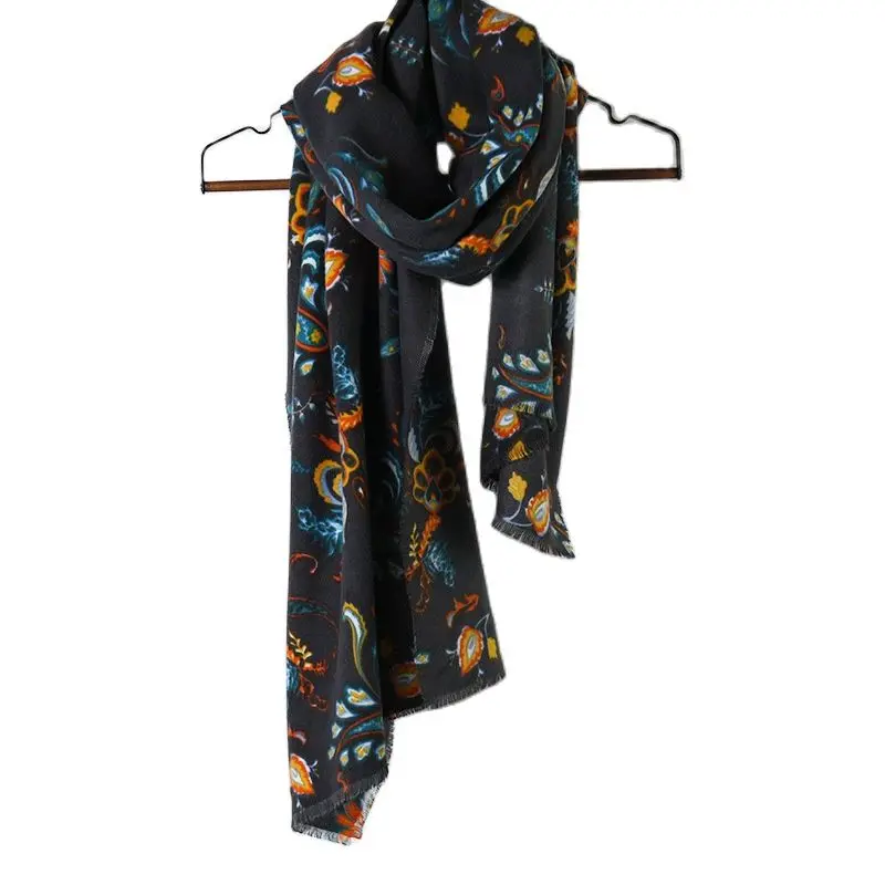 

Free Shipping Spring, Autumn and Winter Color Bird Scarf Women Fashion White Shawl Print Bib