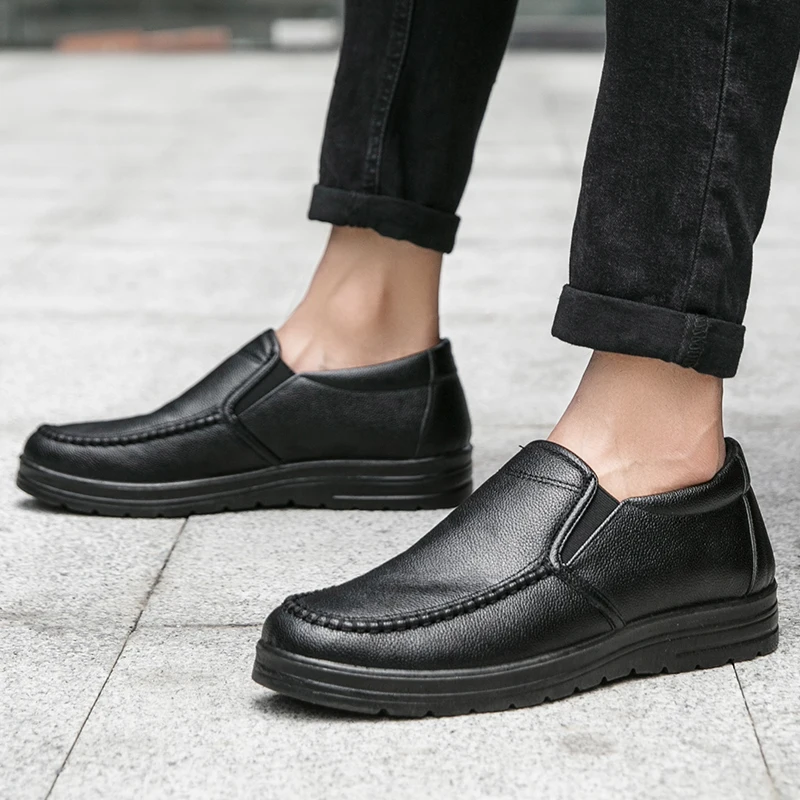 

Genuine Leather Men Shoes Casual Men Loafers Comfort Breathable Driving Shoes Non-slip Soft Moccasins Plus Size