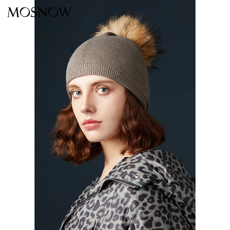 Зимние шапки высокого качества с помпоном из меха енота женские мягкие теплые