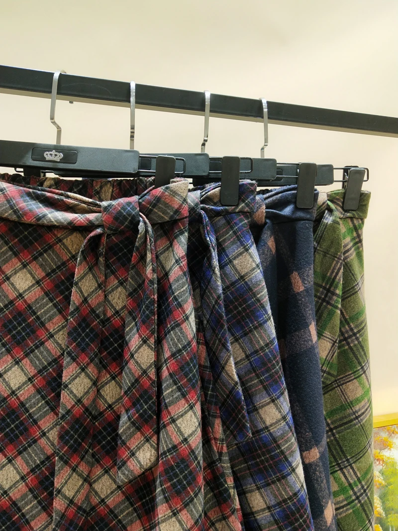 Autumn Winter High waist umbrella skirt a word skirt wild waist woolen female Flared new poncho skirt Plaid Long skirt