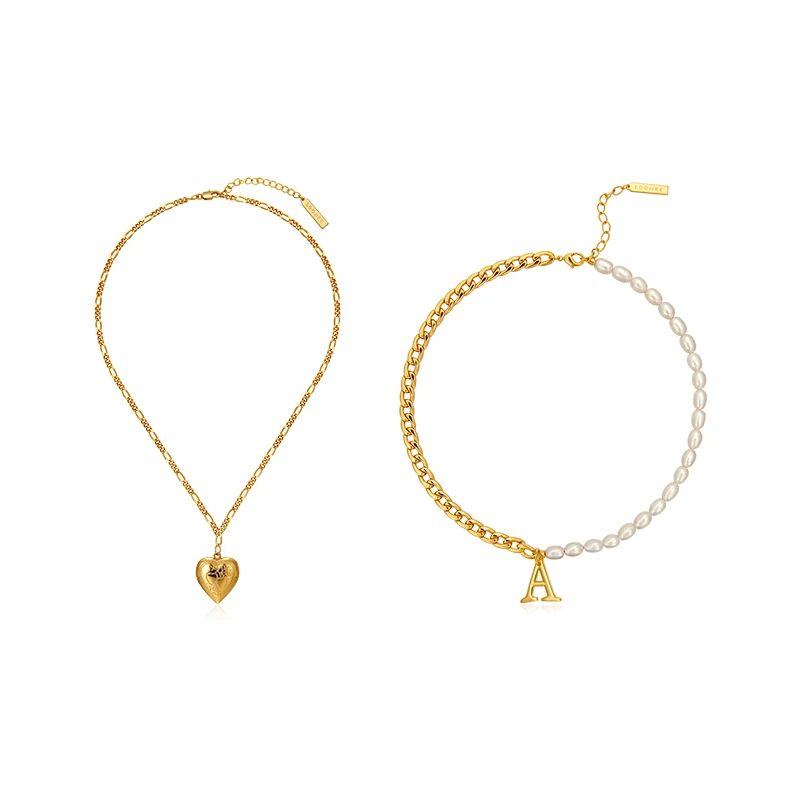 

Fashionable chain stitching couple letters Love Pendant clavicle chain new style folding Necklace