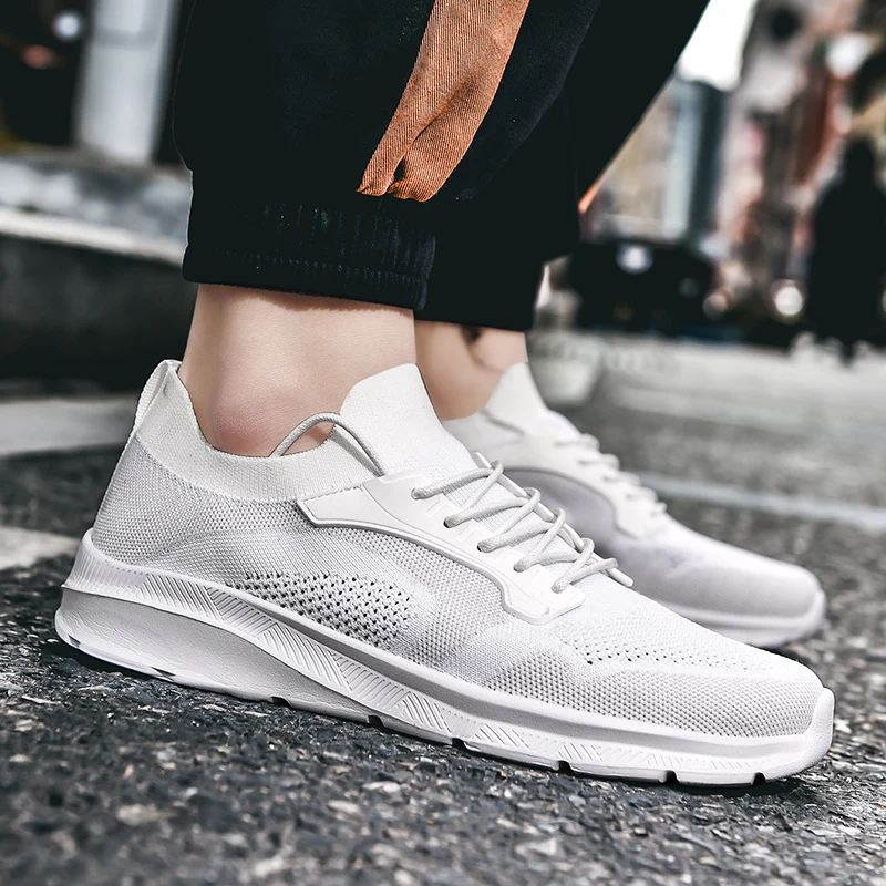 

Summer New Men Shoes Outdoors Fashion Breathable Light Comfort Non-slip Wear Resitant Running Shoes women Casual Shoes Net Shoe