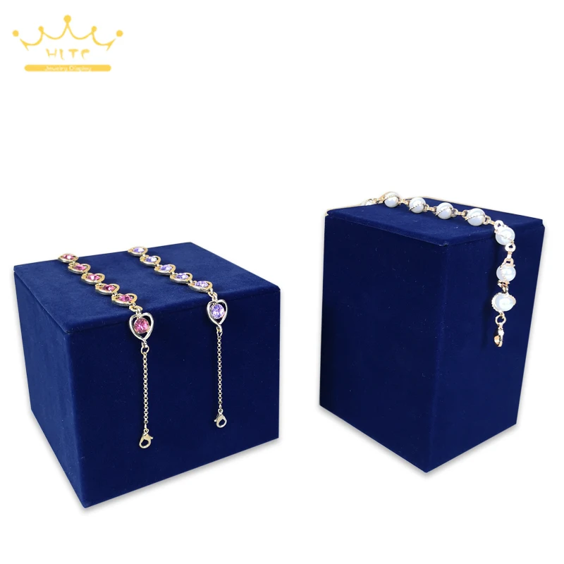 

Blue Velvet Jewelry Display Mat High Plate Platform Wooden Jewelry Store Display Tray Counter Display Laminate