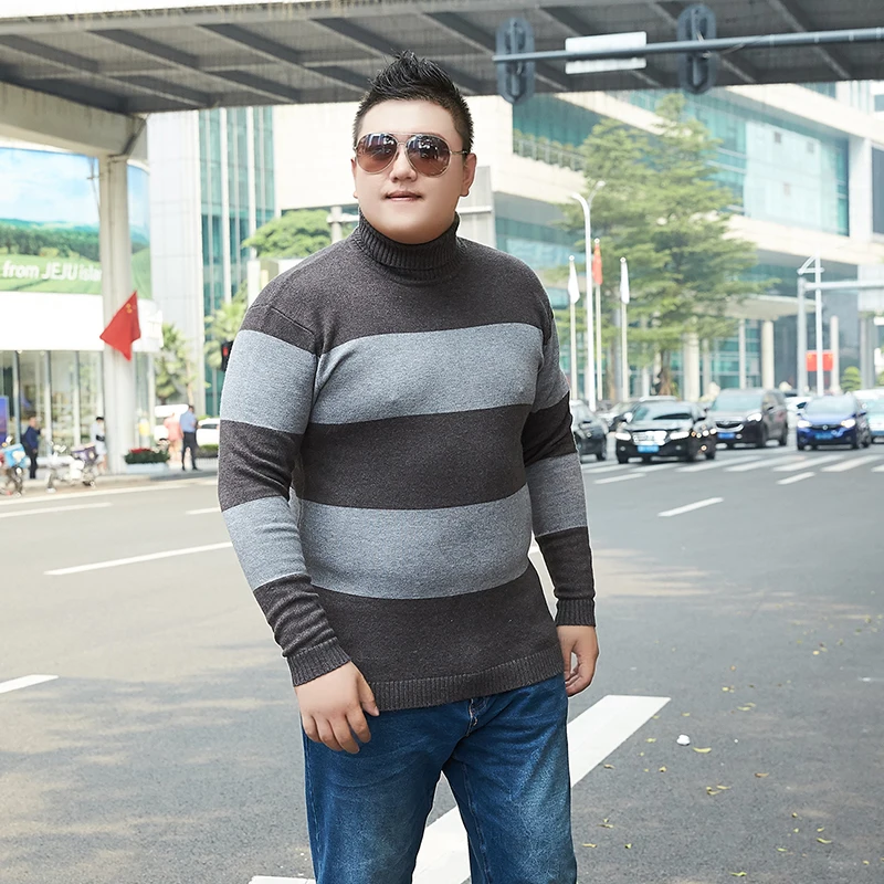 Вязаный свитер с высоким воротом мужской полосатый большого размера в красную и