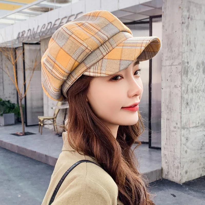 

Hot Korean version of checkered beret women's autumn curved brim hat trend student painter hat fashion art octagonal hat