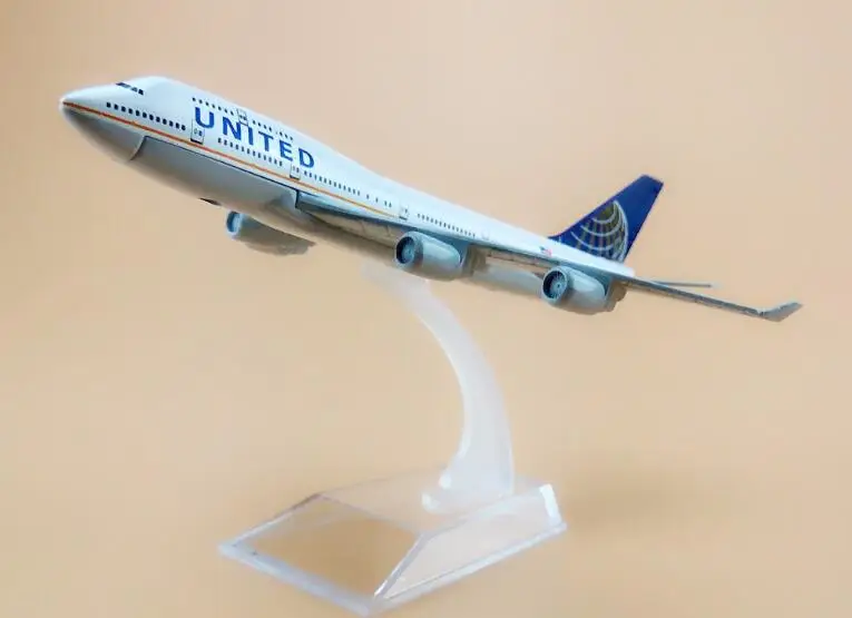 Модель самолета американская авиакомпании 16 см из металлического сплава Боинг