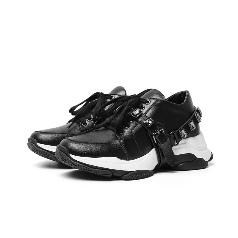 Женские кроссовки на плоской платформе MORAZORA черные из натуральной кожи шнуровке