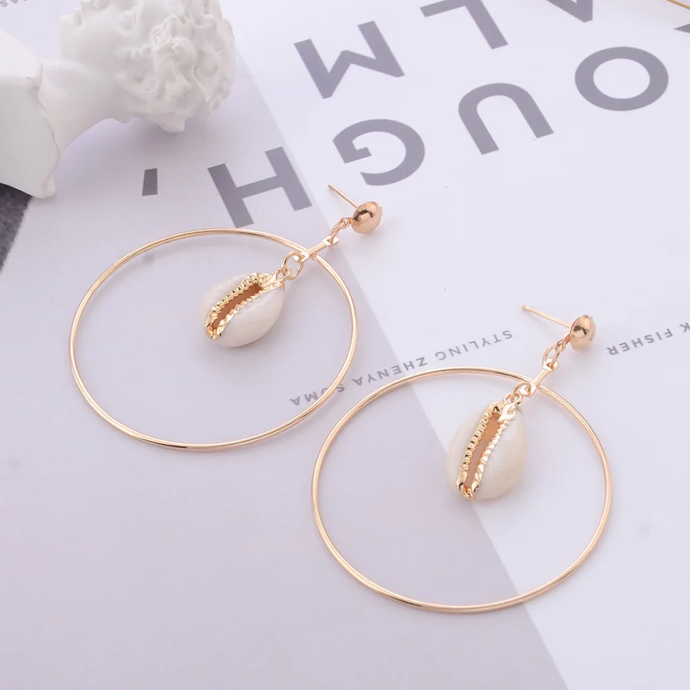 

Fashion Brincos Cowrie Sea Shell Earrings For Women Gold Color 2019 New Summer Statement Conch Shell Stud Earring Big Pendientes