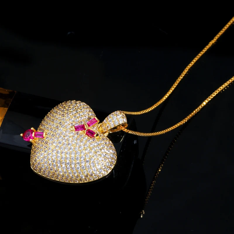 Цепочка с кулоном в форме сердца фианитом | Украшения и аксессуары