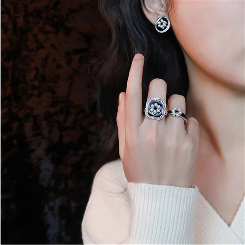 

Black Zircon Pearl Flower Opening Ring Vintage Fashion And Elegant Palace Style Index Finger Ring Women Jewelry Gift Accessories