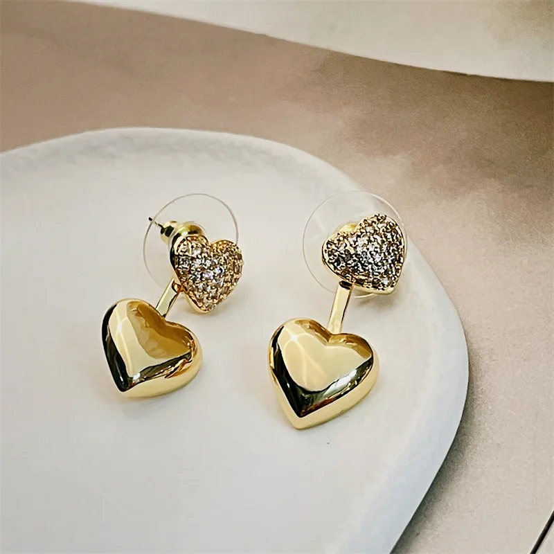 

Новое поступление 2021, серьги-гвоздики, Модные металлические серьги в форме сердца для женщин, классические серьги в форме сердца из циркони...