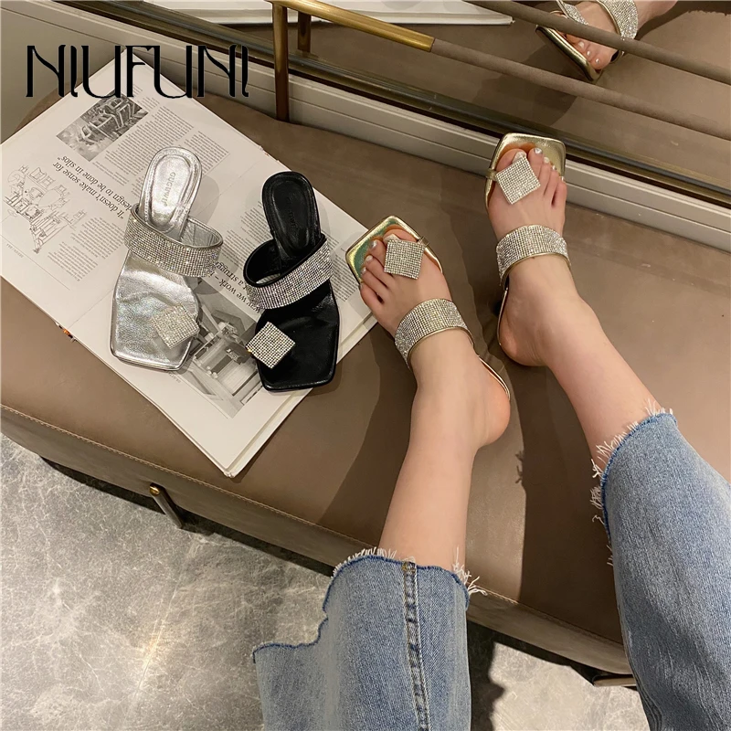 Модные босоножки на плоской подошве стразы женские сандалии со стразами 2021 Обувь