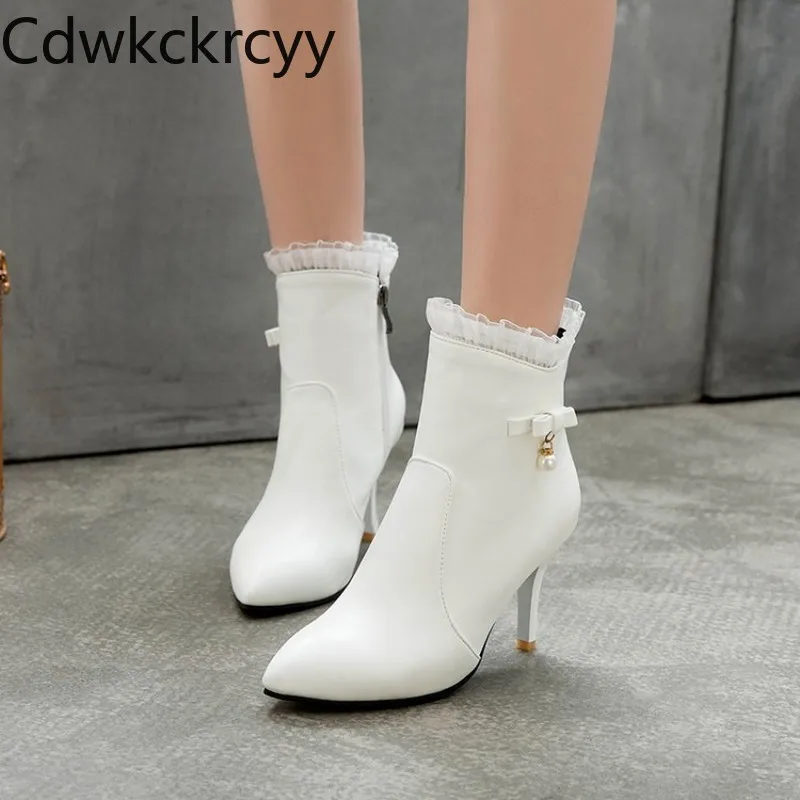 

Женские бархатные ботинки на высоком каблуке, с острым носком и кружевом, размеры 34-48