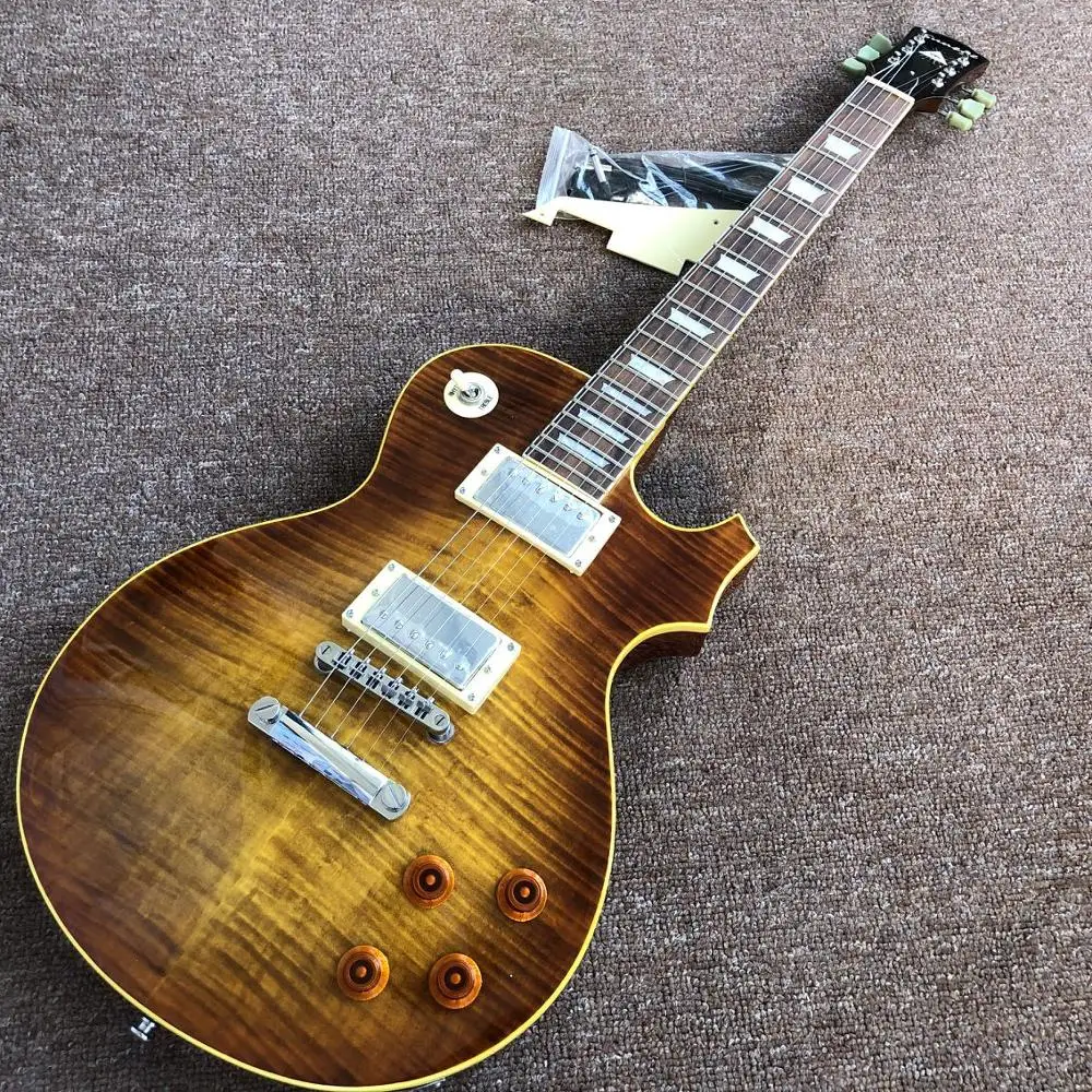 Новое поступление китайская фабрика электрическая гитара с кленовым верхом цвет