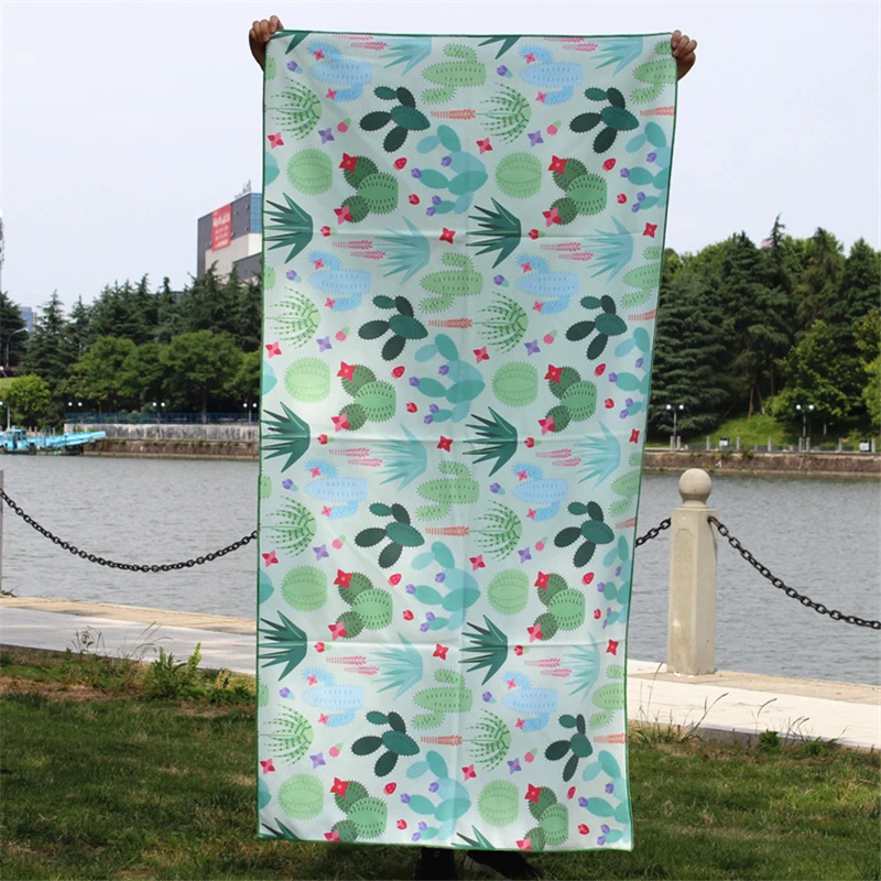 

Cactus Printing Hot Selling Rectangular Double Velvet Beach Towel Sports Fitness Quick-Drying Portable Beach Towel 160X80cm