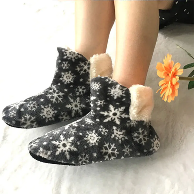 

Christmas Women Boots Winter Warm Bedroom Wear Casual Flat Ladies Shoes Print Fluffy Indoor Boots Ninimour Brand