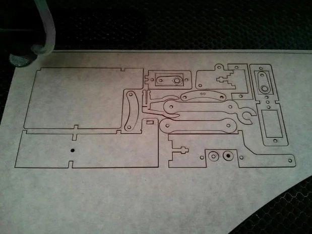 Plotclock небольшой дешевый часовой манипулятор с открытым исходным кодом для письма