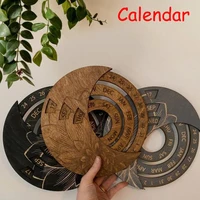 Необычный календарь из дерева#0