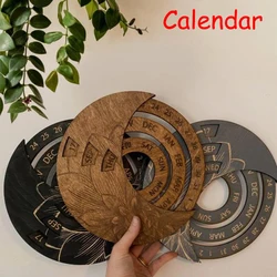 Необычный календарь из дерева 