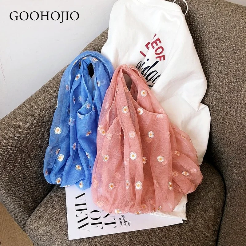 

2021 Summer Korean Style Trendy Fashion Women Bag Daisy Pattern Retro Small Handbags Soft Solid Color Suitable for Picnic