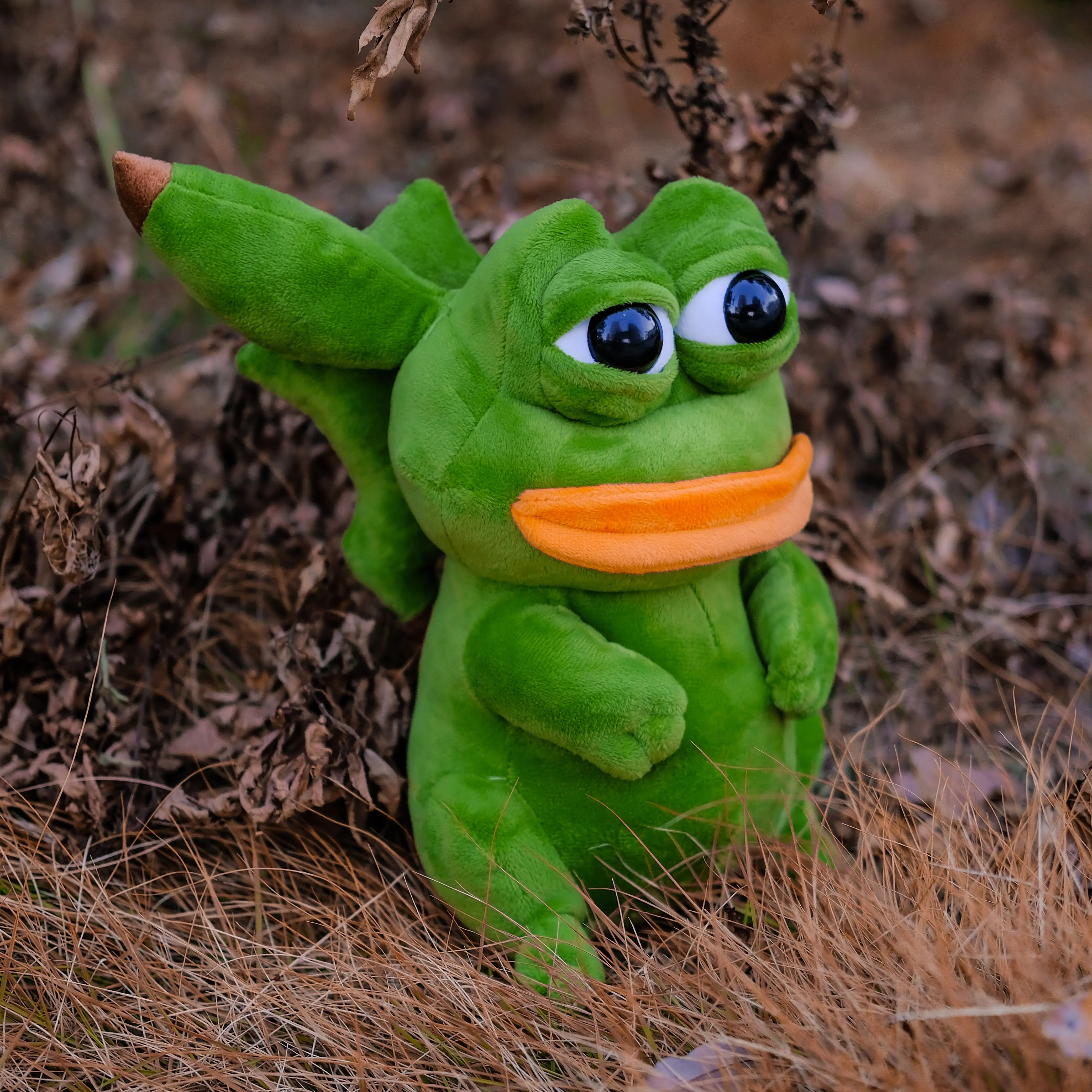 Игрушки плюшевые TakaraTomy Покемон плюши Пикачу грустная лягушка Пепе 28 см милый
