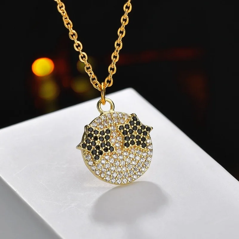

Fashion New Arrive Funny Face Smiley Face Necklace With Zircon Crystal Jewelry Zirconia Micro Pendant