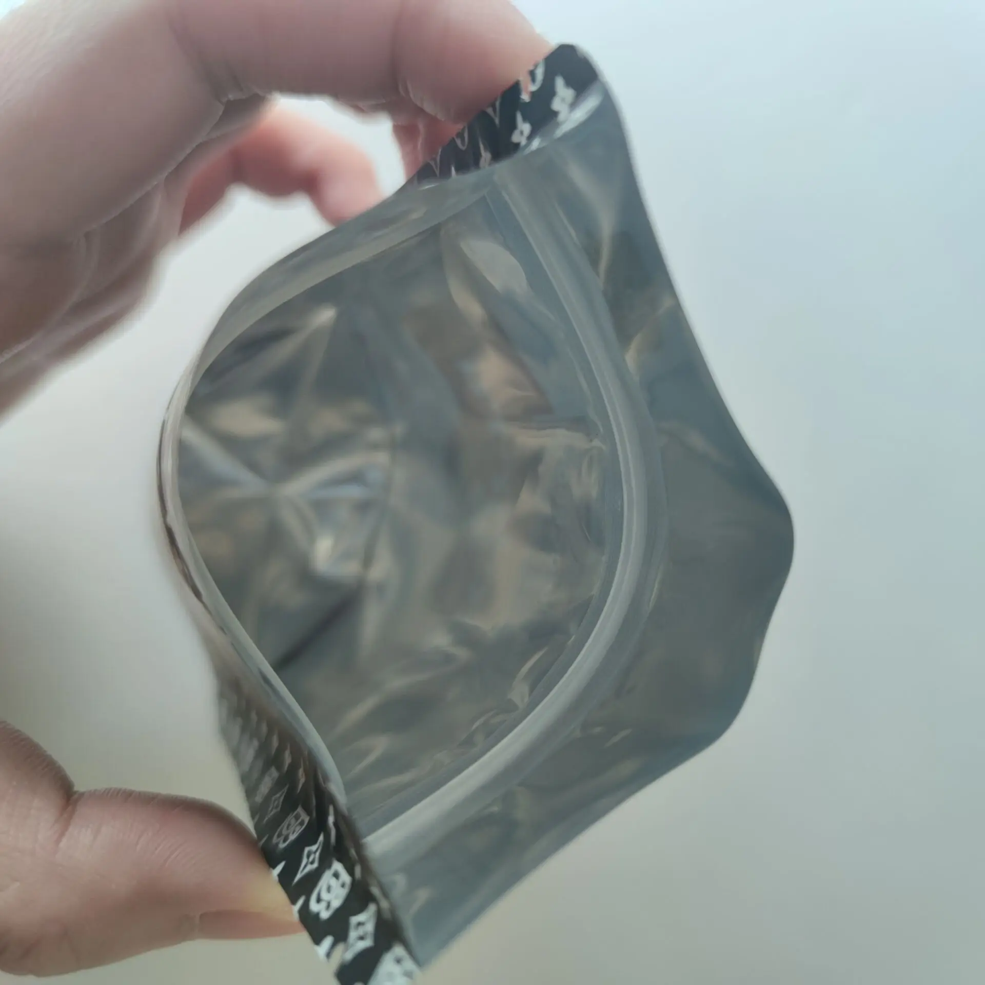 100 шт./партия в наличии с защитой от запаха из майлара на молнии стоячий мешочек 3 5