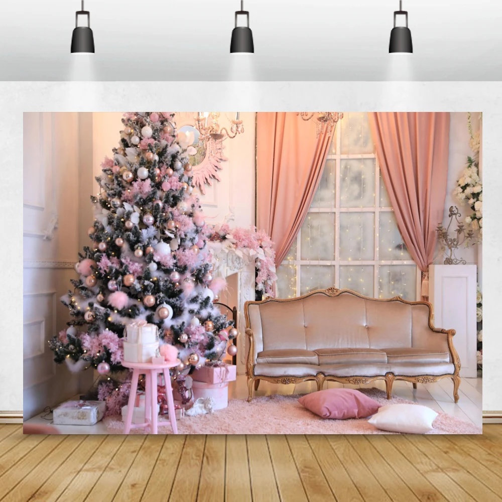 

Фон для фотосъемки с изображением рождественской елки подарков дивана окна занавески семейной съемки рождественской вечеринки интерьера ...