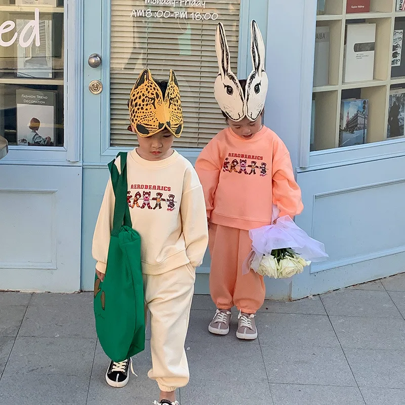 

Весенняя новинка, детская одежда, Детский Повседневный костюм, пуловер с мультяшным рисунком для мальчиков и девочек + штаны, костюм из двух ...