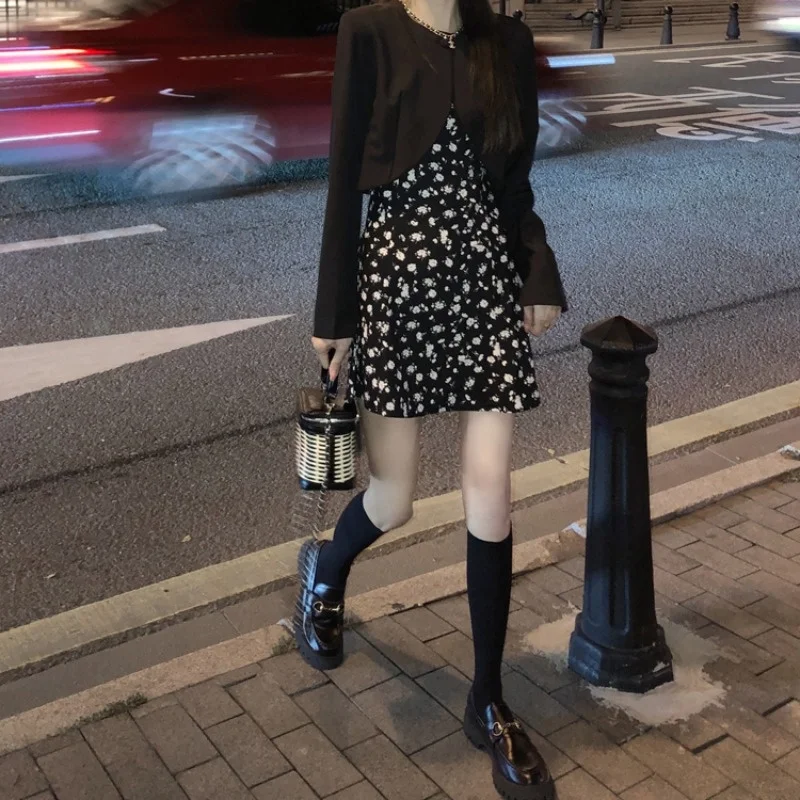 Модный Шикарный ретро-костюм в гонконгском стиле женский короткий костюм на