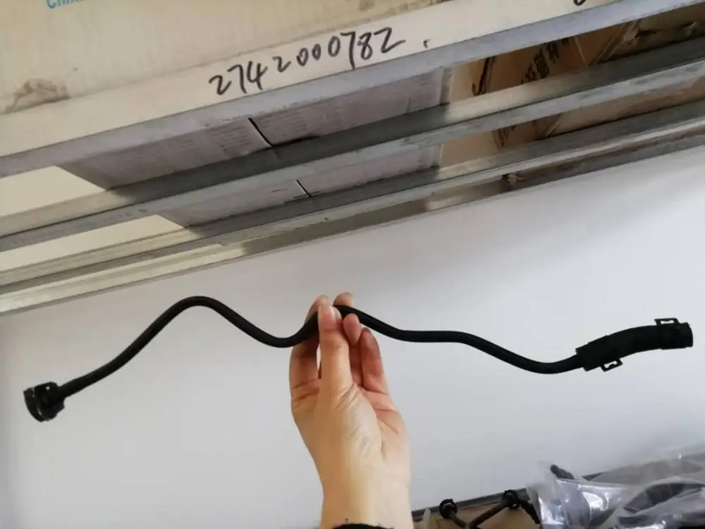 

for 2015 - 2017 MERCEDES C300 W205 2.0L ENGINE COOLANT EXPANSION TANK HOSE TUBE OEM