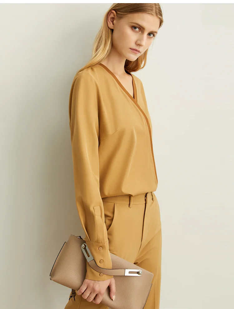 Amii's minimaly Design Feel Small in style Женская рубашка Новая Осенняя Повседневная Свободная контрастная рубашка с v-образным вырезом