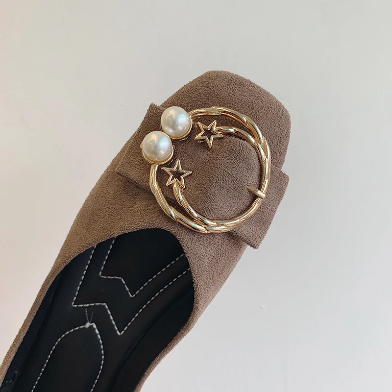 Балетки женские с жемчугом искусственная замша без застежки лоферы топ сайдеры