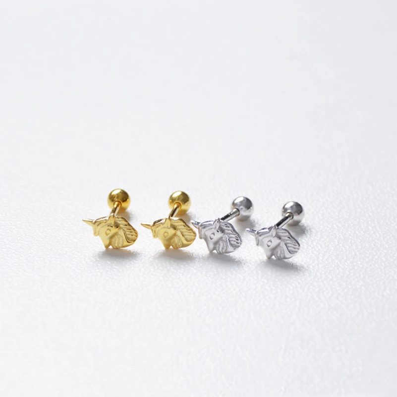 Простые серьги гвоздики в виде кота и единорога маленькие циркониевые Серьги