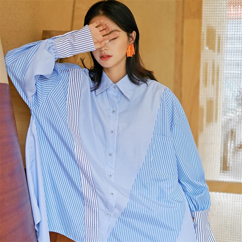 

Spliced Women Striped Big Size Asymmetrical Blouse New Lapel Long Sleeve Loose Fit Shirt Fashion Spring Autumn 2020