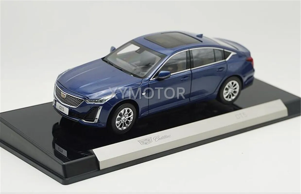 

New 1/18 For Cadillac CT5 2021 Metal Diecast Model Car Kids Toys gift Collection Display Ornaments Blue